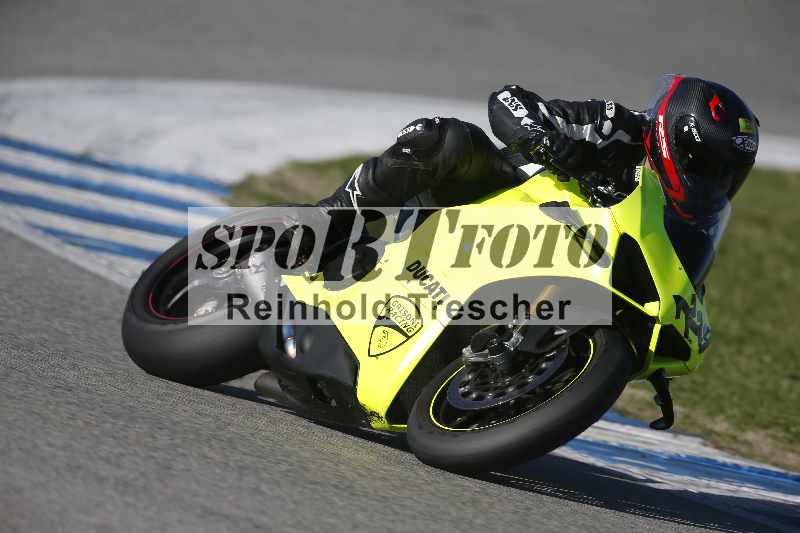 /Archiv-2024/02 29.01.-02.02.2024 Moto Center Thun Jerez/Gruppe gruen-green/229